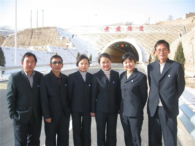 張.jpg